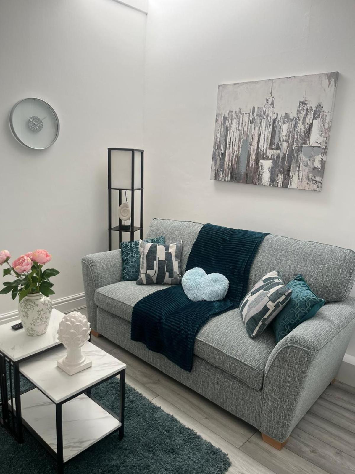 Affordably Elegant Apartments Close To Coop Live, Etihad Stadium And Manchester City Centre Exterior foto