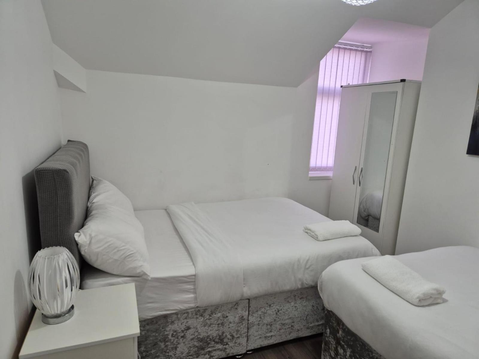 Affordably Elegant Apartments Close To Coop Live, Etihad Stadium And Manchester City Centre Exterior foto